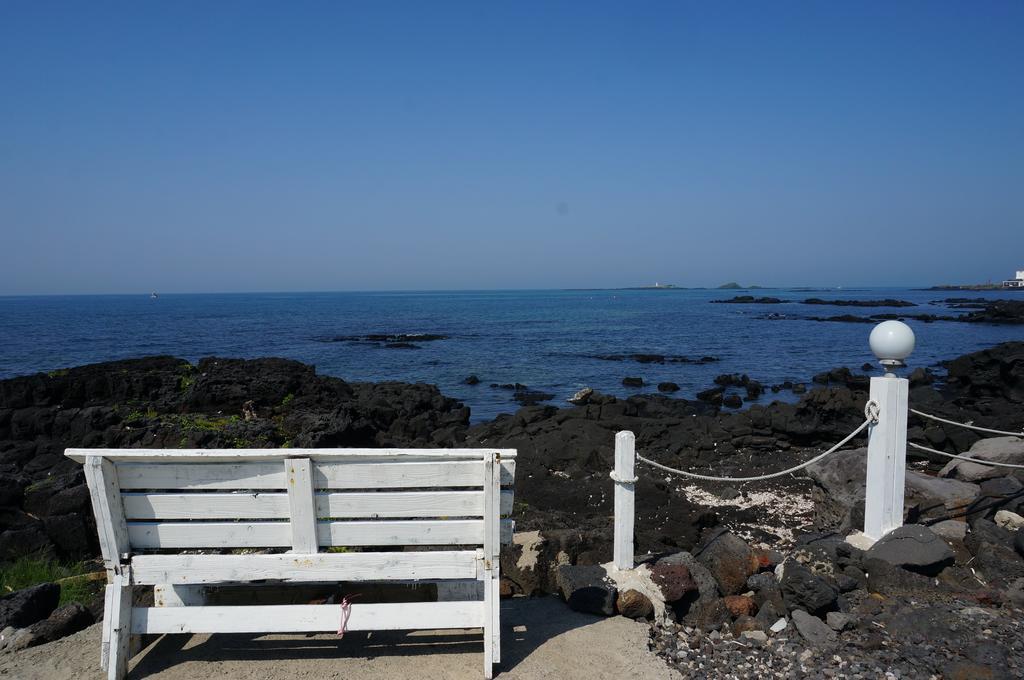 Park Beach Hotel Чеджу Екстериор снимка