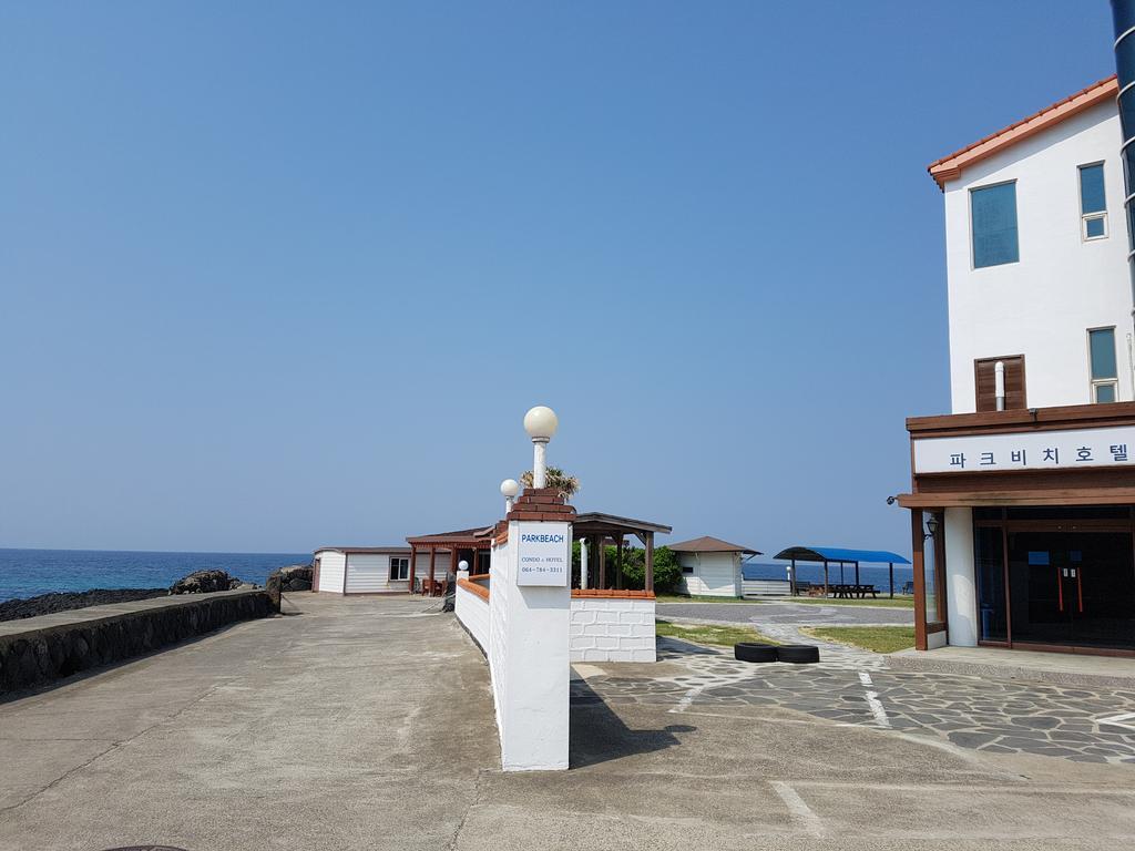 Park Beach Hotel Чеджу Екстериор снимка