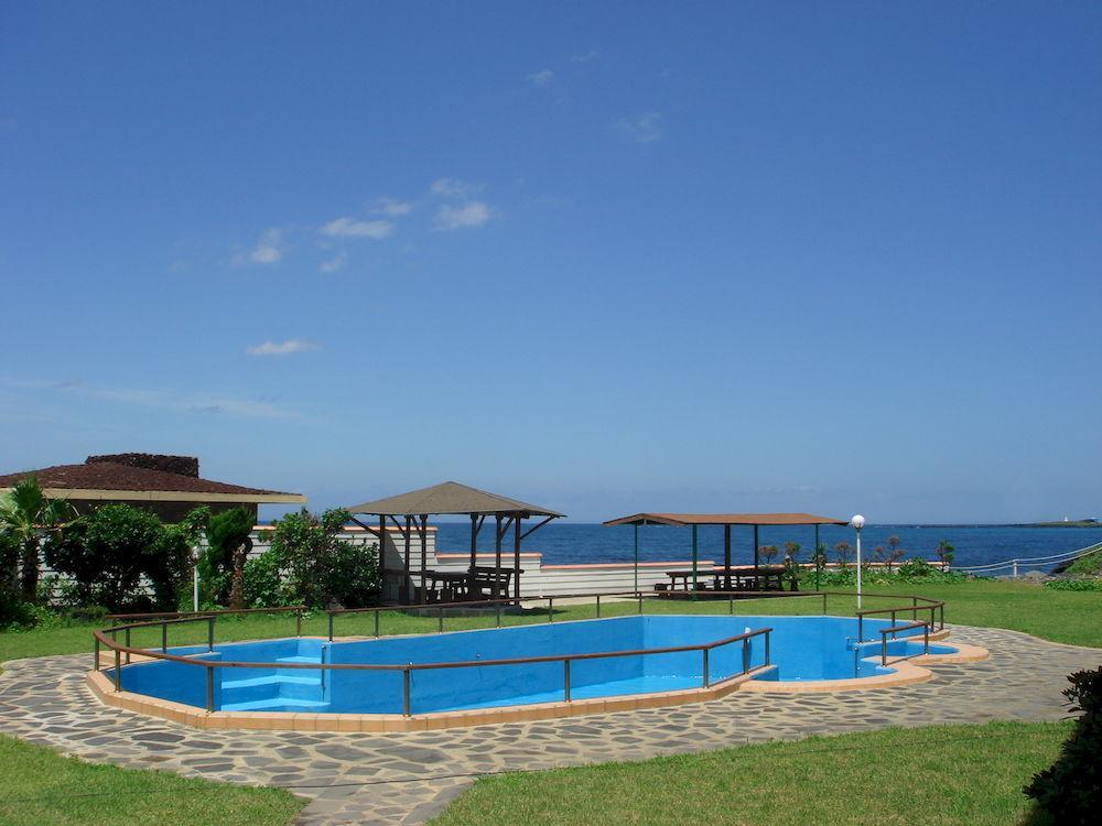 Park Beach Hotel Чеджу Екстериор снимка