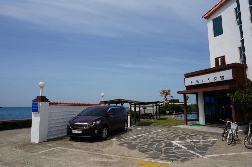 Park Beach Hotel Чеджу Екстериор снимка
